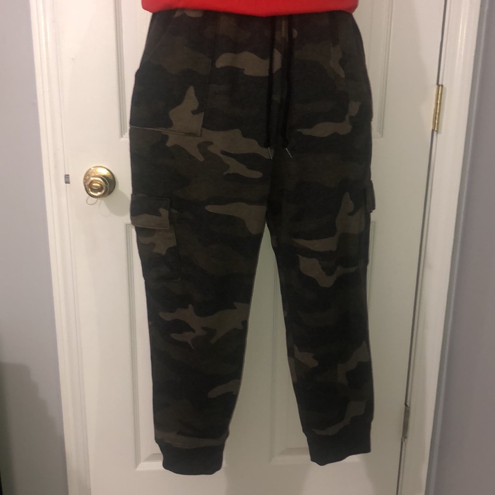 PINK Joggers - Picture 2 of 6